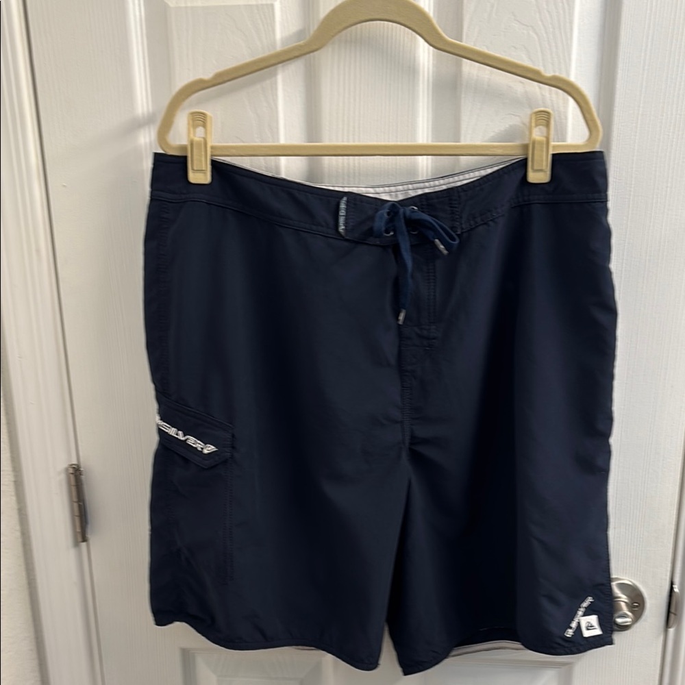 Men's QUICKSLIVER Swim Shorts/Swimsuit Dark Navy Board Shorts- Size 38